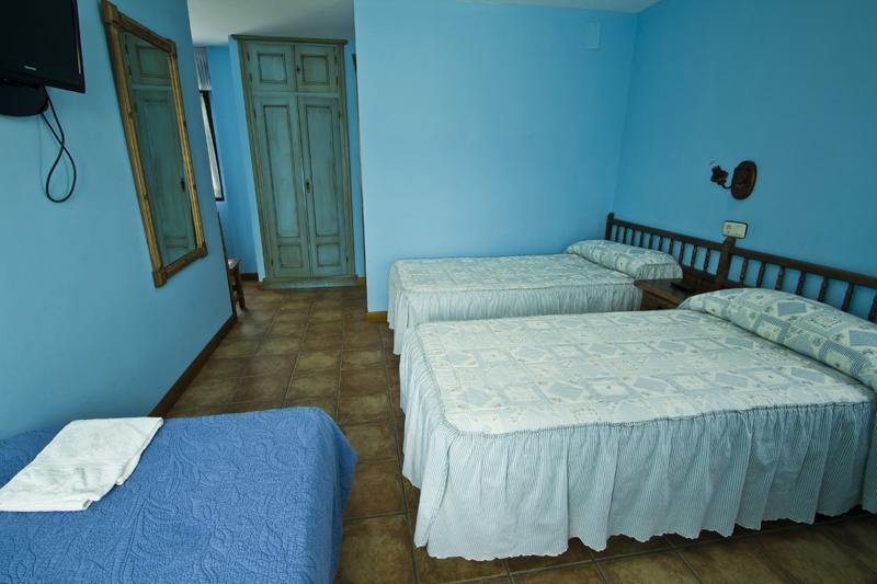 Hospedaje Granada San Vicente De La Barquera Quarto foto